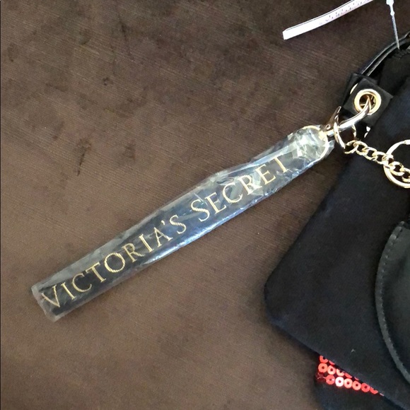 Victoria’s Secret 3 set pouches Wristlets - Picture 3 of 3